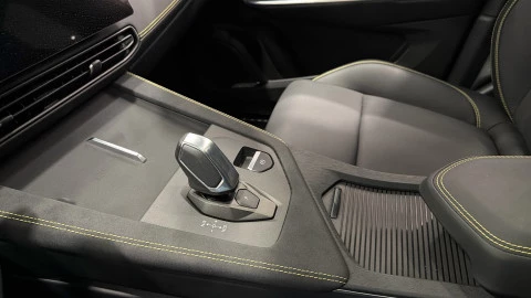 Lynk & Co 01 1.5 PHEV More 203 kW (276 CV)