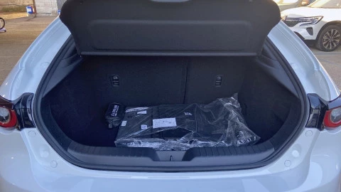 Mazda3 2.5L E-SKY G MHEV 103kW 6AT Prime-line