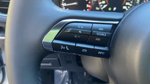 Mazda3 2.5L E-SKY G MHEV 103kW 6AT Prime-line