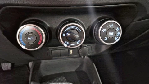 Toyota Aygo X Cross 1.0 VVT-I 72CV Play