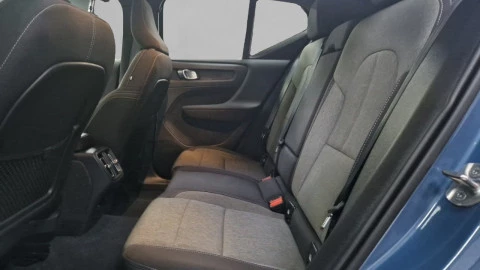 Volvo XC40 1.5 T2 Essential Auto
