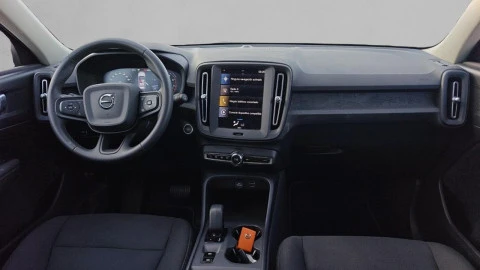 Volvo XC40 1.5 T2 Essential Auto