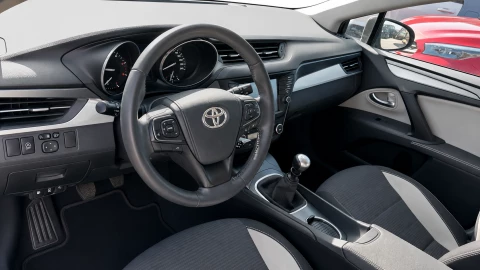 Toyota Avensis 2.0 150D ADVANCE TS