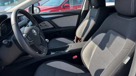 Toyota Avensis 2.0 150D ADVANCE TS