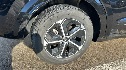 Kia Niro 1.6 GDi HEV 95kW (129CV) Drive