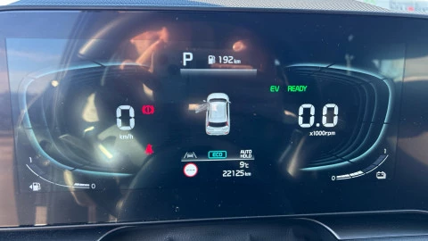 Kia Niro 1.6 GDi HEV 95kW (129CV) Drive