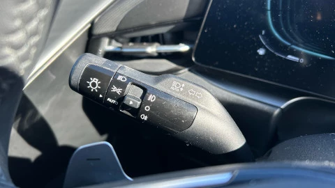 Kia Niro 1.6 GDi HEV 95kW (129CV) Drive