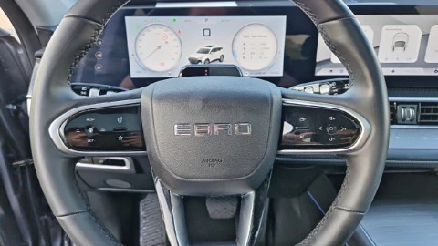 EBRO S700 1.6 TGDI Luxury 7 DCT