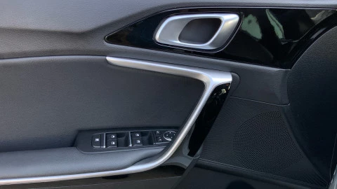 Kia Ceed 1.0 T-GDi 74kW (100CV) Tech