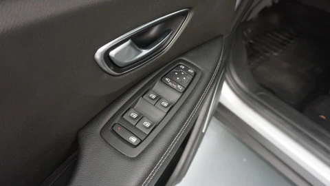 Renault Grand Scénic Zen TCe 103 kW (140CV) GPF MY2021