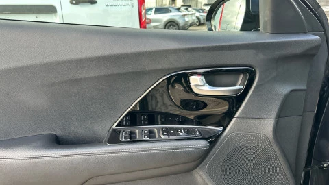 Kia Niro 1.6 GDi HEV 104kW (141CV) Drive