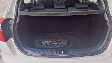 Kia Rio 1.2 CVVT 85cv Concept