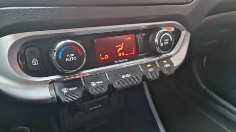 Kia Rio 1.2 CVVT 85cv Concept