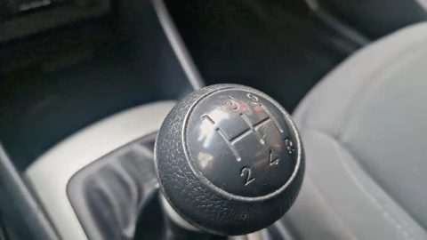 Kia Rio 1.2 CVVT 85cv Concept