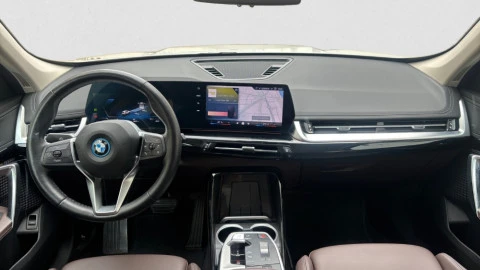 BMW Serie iX1 30 xDrive xLine