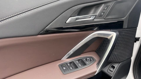 BMW Serie iX1 30 xDrive xLine
