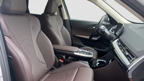 BMW Serie iX1 30 xDrive xLine