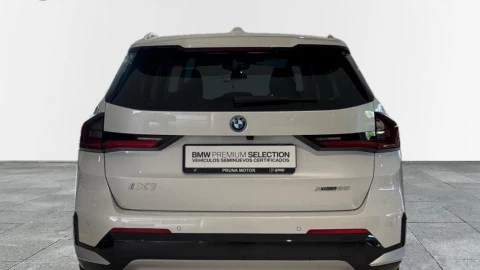 BMW Serie iX1 30 xDrive xLine