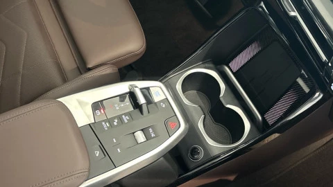 BMW Serie iX1 30 xDrive xLine