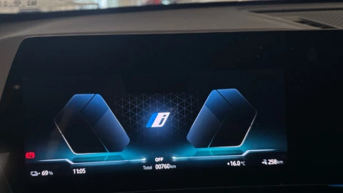 BMW Serie iX1 30 xDrive xLine