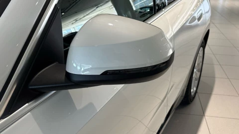 BMW Serie iX1 30 xDrive xLine