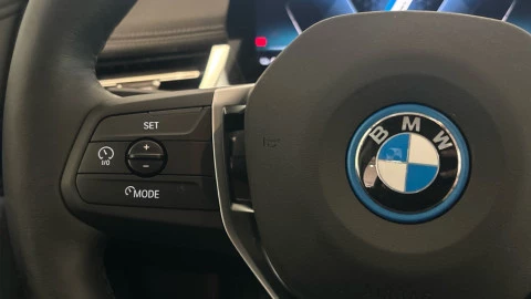 BMW Serie iX1 30 xDrive xLine