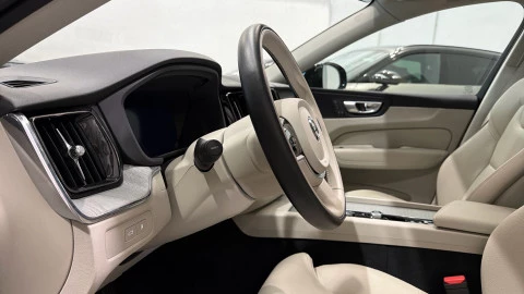 Volvo XC60 T6 Recharge Plus Dark AWD Auto 257 kW (350 CV)