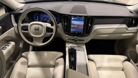 Volvo XC60 T6 Recharge Plus Dark AWD Auto 257 kW (350 CV)