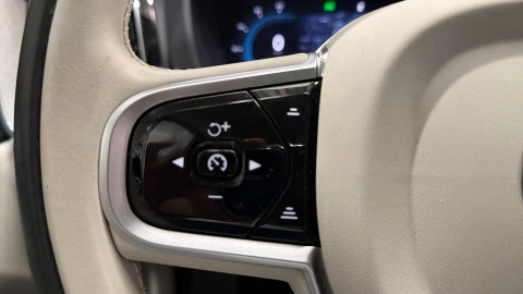 Volvo XC60 T6 Recharge Plus Dark AWD Auto 257 kW (350 CV)