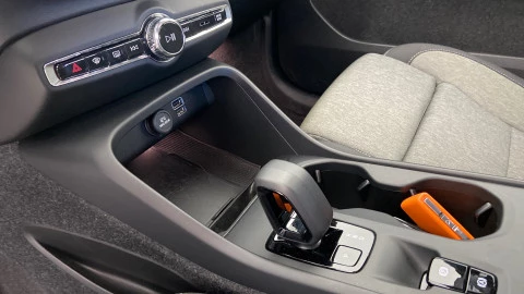 Volvo XC40 2.0 B3 G Core Auto