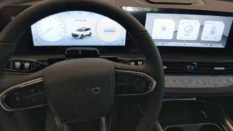 EBRO S700 1.5 TGDI PHEV Luxury E-CVT