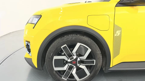 Renault 5 E-Tech Techno 90kW (120CV) Autonomía Urbana