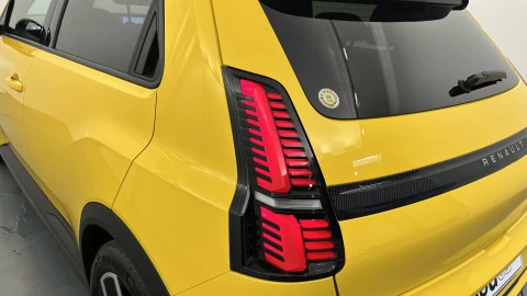 Renault 5 E-Tech Techno 90kW (120CV) Autonomía Urbana