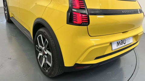Renault 5 E-Tech Techno 90kW (120CV) Autonomía Urbana