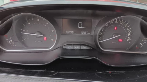 Peugeot 2008 Style 1.6 BlueHDi 73KW (100CV)