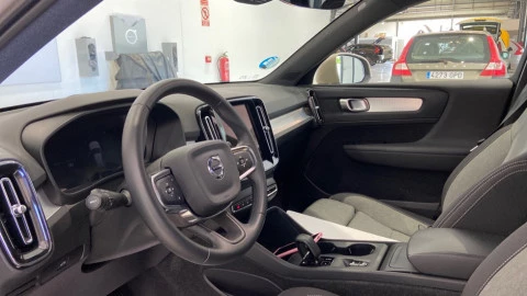Volvo XC40 2.0 B3 G Core Auto