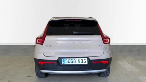 Volvo XC40 2.0 B3 G Core Auto