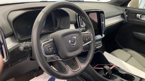 Volvo XC40 2.0 B3 G Core Auto