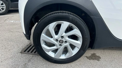 Toyota Aygo X Cross 1.0 VVT-I 72CV Play