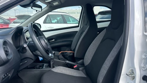 Toyota Aygo X Cross 1.0 VVT-I 72CV Play