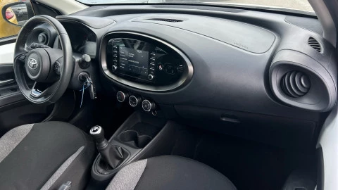 Toyota Aygo X Cross 1.0 VVT-I 72CV Play