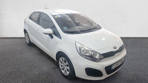 Kia Rio 1.2 CVVT 85cv Concept