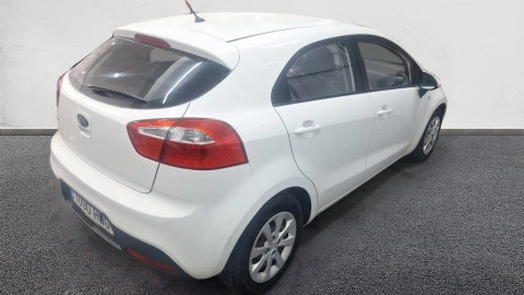 Kia Rio 1.2 CVVT 85cv Concept