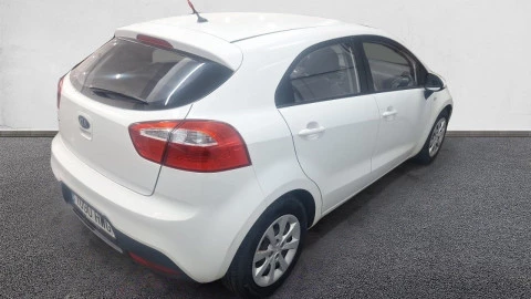 Kia Rio 1.2 CVVT 85cv Concept