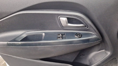 Kia Rio 1.2 CVVT 85cv Concept