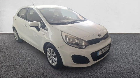 Kia Rio 1.2 CVVT 85cv Concept