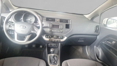 Kia Rio 1.2 CVVT 85cv Concept