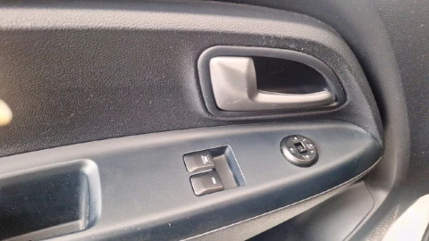 Kia Rio 1.2 CVVT 85cv Concept