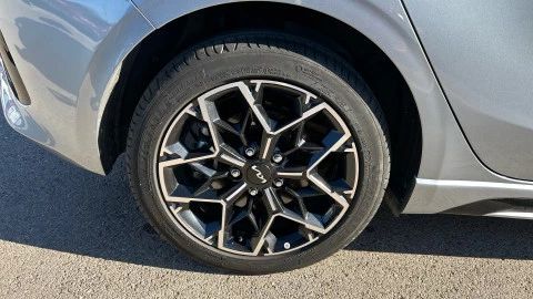 Kia Ceed 1.5 MHEV 103kW (140CV) GT Line DCT
