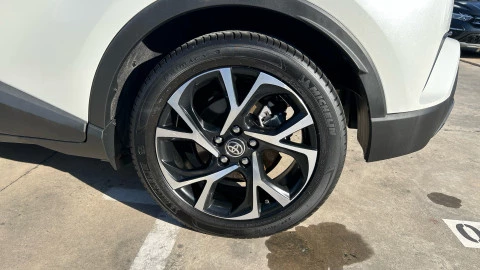 Toyota C-HR 2.0 180H Advance